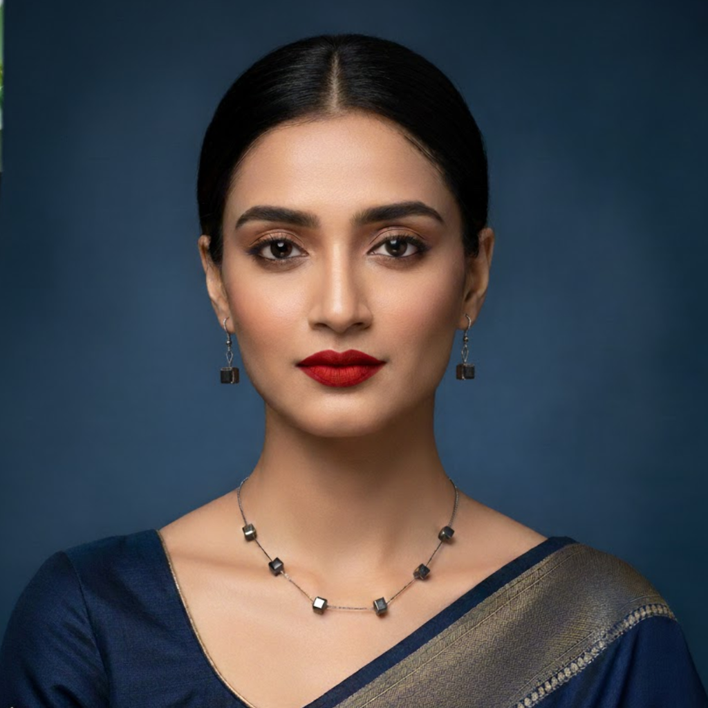 Prism Elegance Necklace & Earrings Set (1Pc)