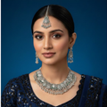 Queen’s Charm Choker Necklace with Earrings & Mangtika (1pc)